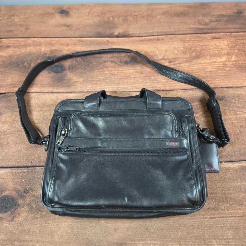 Tumi Briefcase Mens OS Black Good Leather 96021D4 Messenger Shoulder Bag
